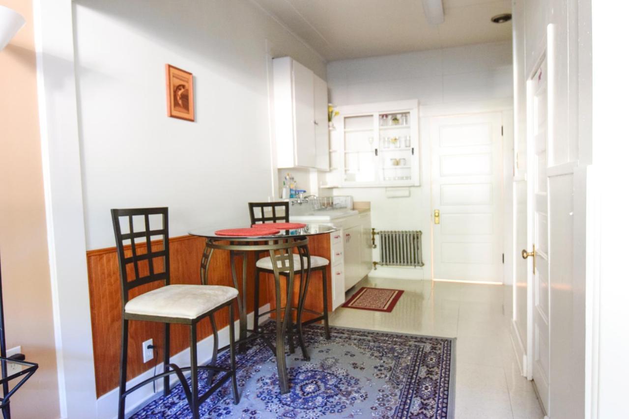 Brown & Hawkins Historical Apartments Σιούαρντ Εξωτερικό φωτογραφία